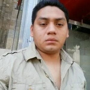 Meet your Posher, Manuel